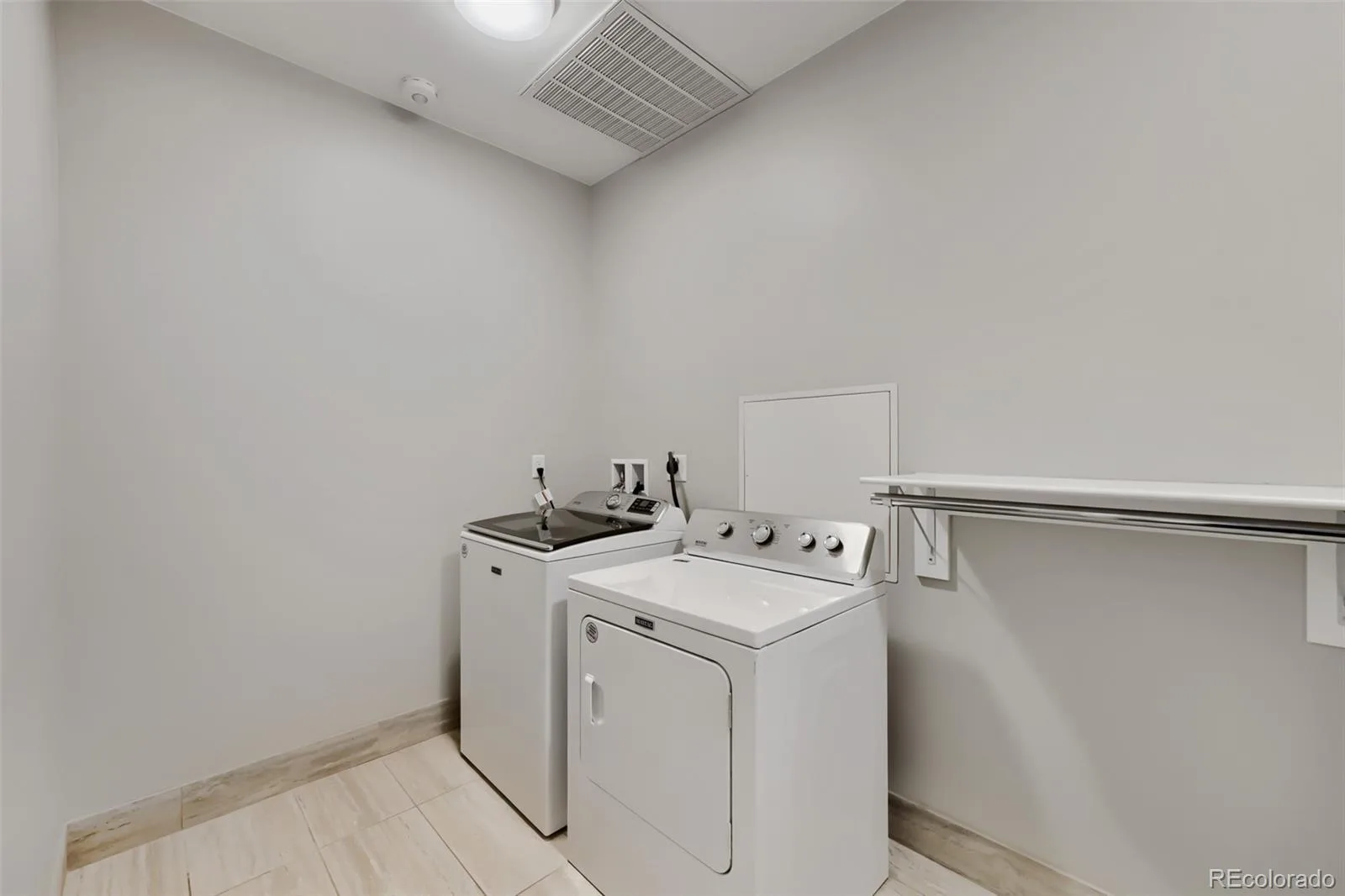 4200 W 17th Avenue #411 Denver CO 80204 MLS #REC7502836 06082026203802 1600 39