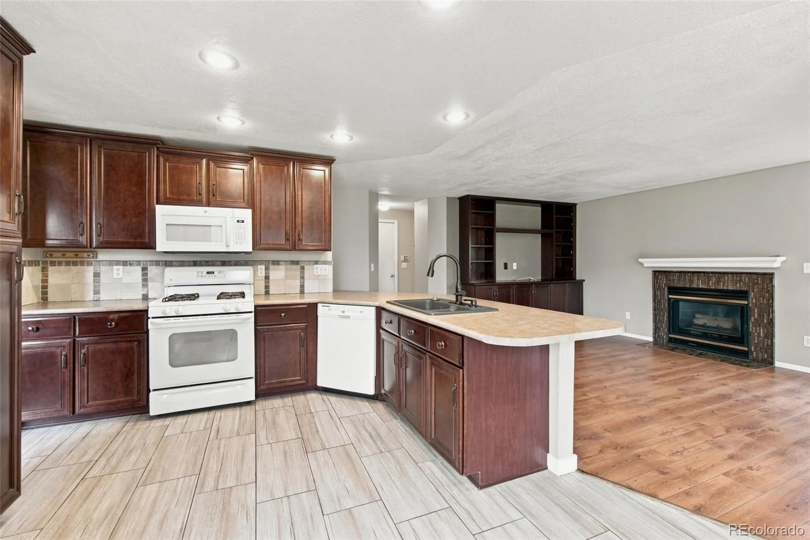 11584 W Fair Drive Littleton CO 80127 | MLS #REC7504749 08172026160416 1600 14