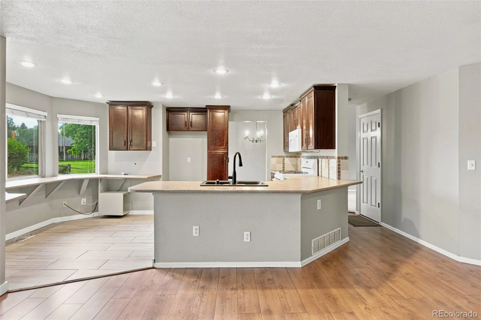 11584 W Fair Drive Littleton CO 80127 | MLS #REC7504749 08172026160416 1600 8