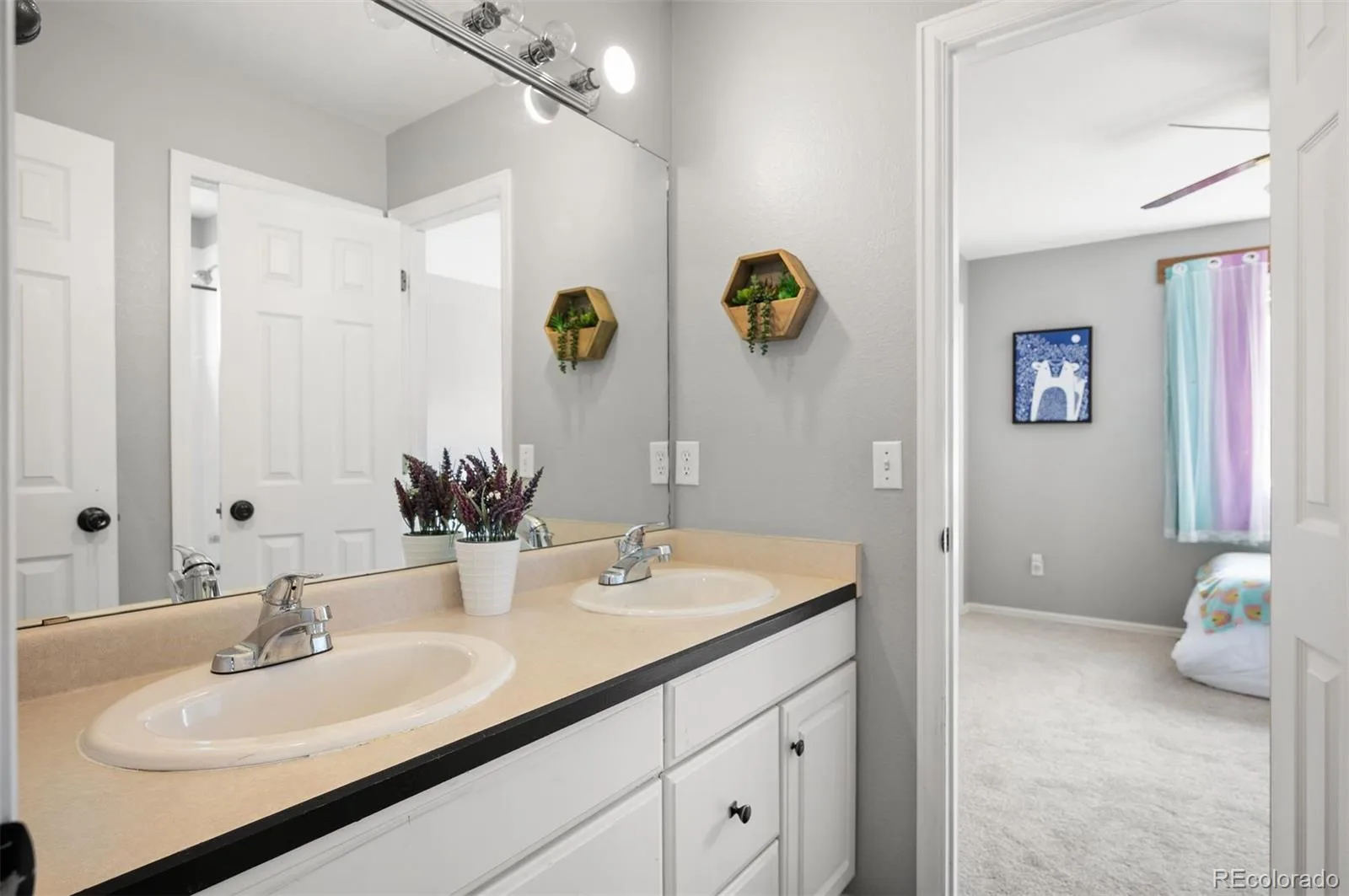 791 Deer Clover Circle Castle Pines CO 80108 | MLS #REC7505235 08192026181558 1600 22