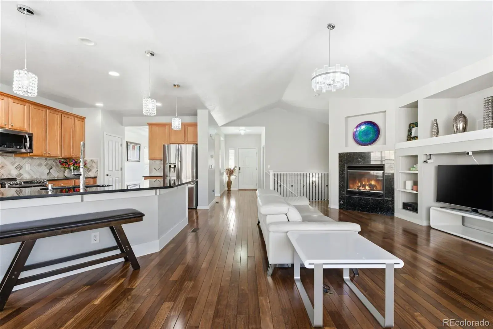 25203 E Indore Drive Aurora CO 80016 MLS #REC7505536 03062026065100 1600 19