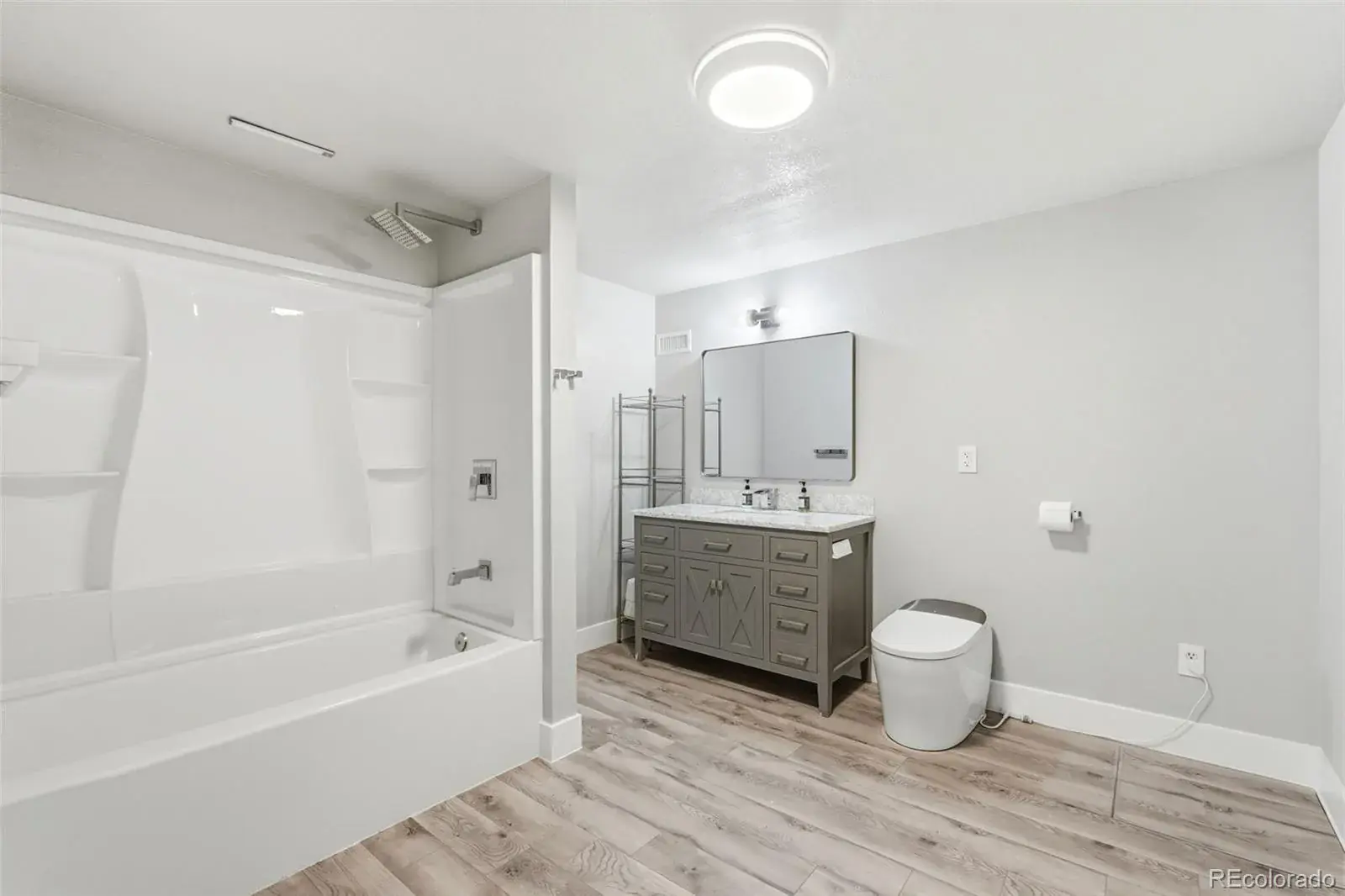 25203 E Indore Drive Aurora CO 80016 MLS #REC7505536 03062026065100 1600 36