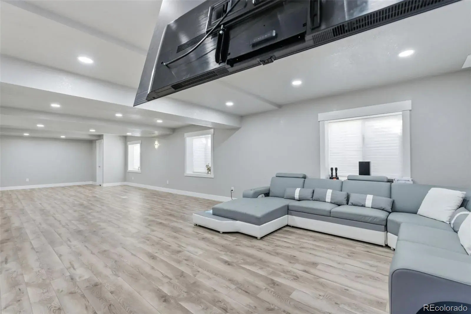 25203 E Indore Drive Aurora CO 80016 MLS #REC7505536 03062026065100 1600 41