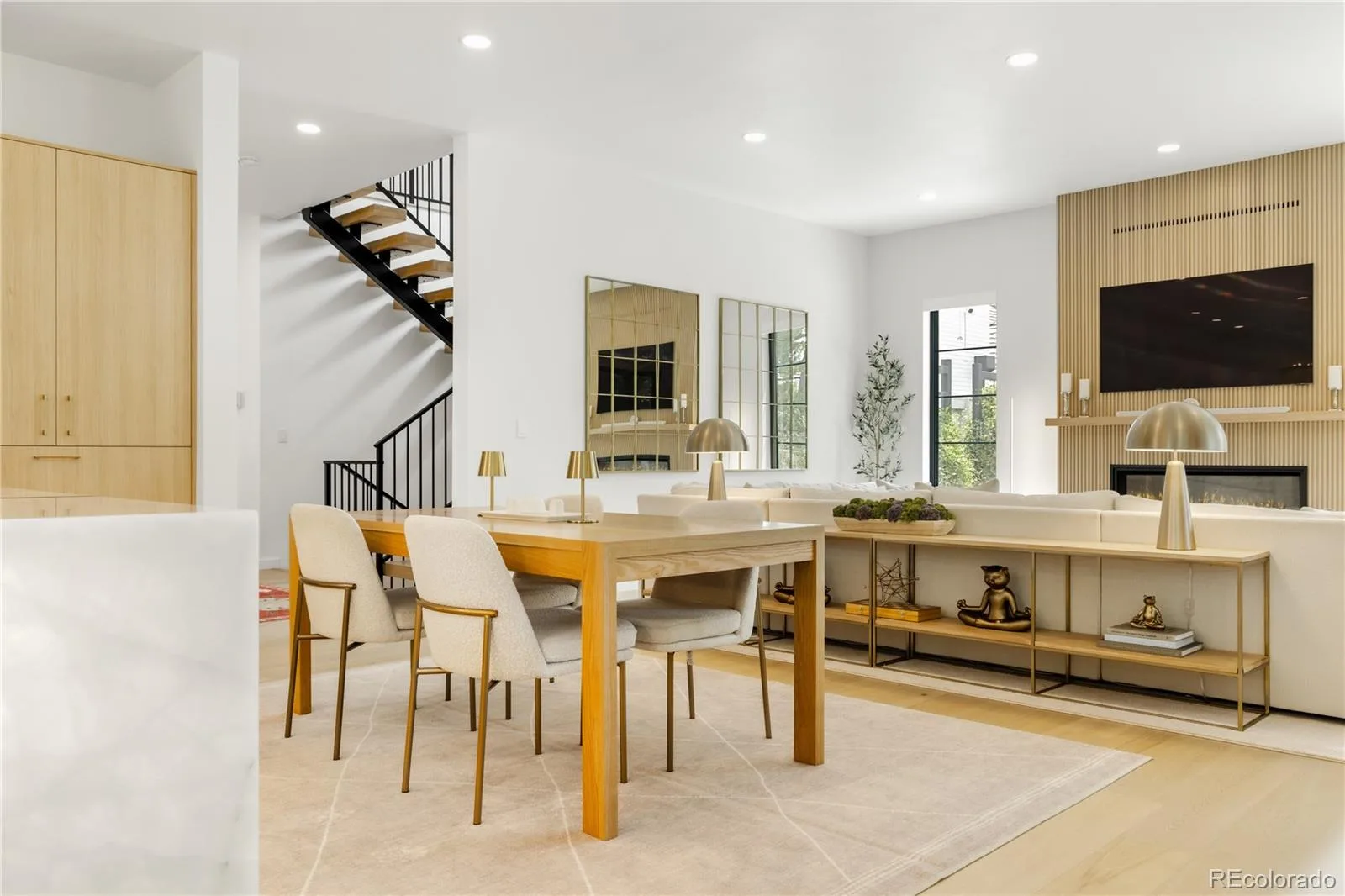 111 S Clermont Street Denver CO 80246 MLS #REC7507954 07152026082832 1600 22