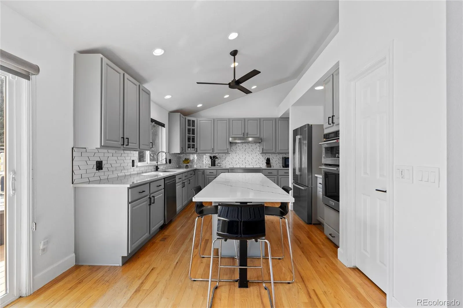 04082026152247 1600 15