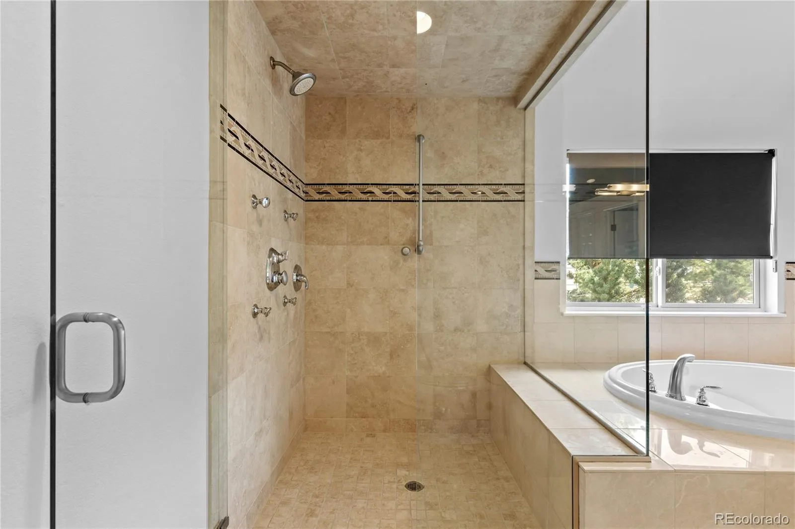 04082026152247 1600 36