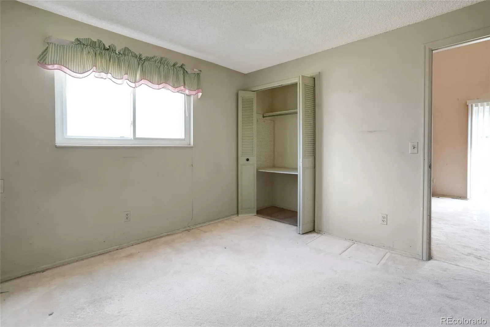 6180 S Garland Street Littleton CO 80123 | MLS #REC7508793 06202026002216 1600 10