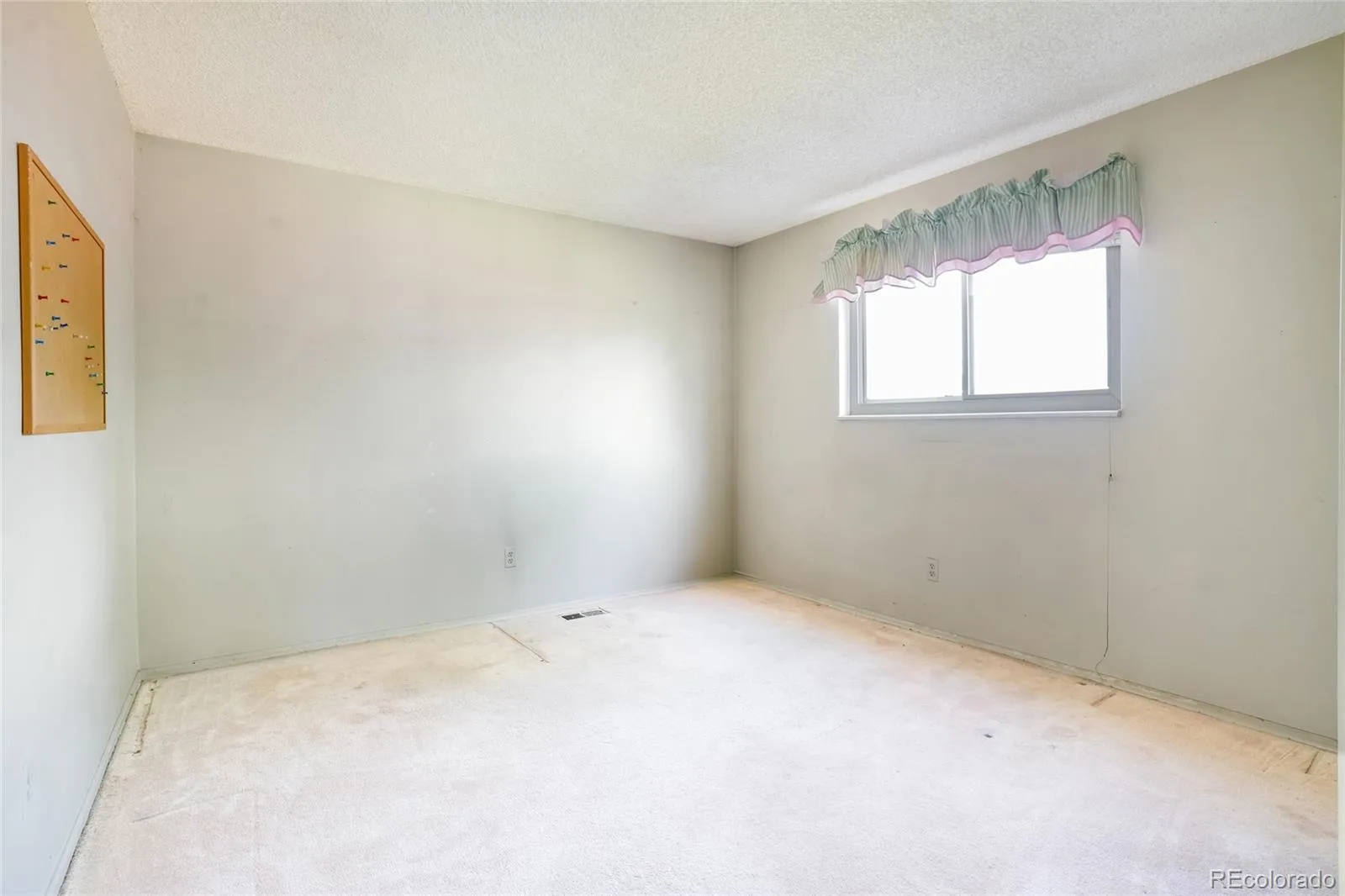 6180 S Garland Street Littleton CO 80123 | MLS #REC7508793 06202026002216 1600 9