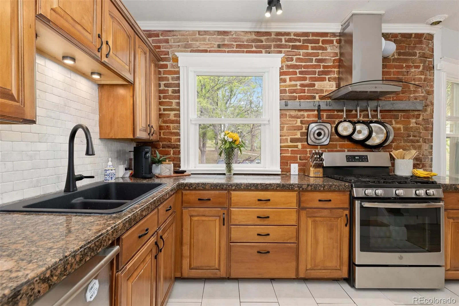 2151 N Clay Street Denver CO 80211 | MLS #REC7511495 08062026145241 1600 15