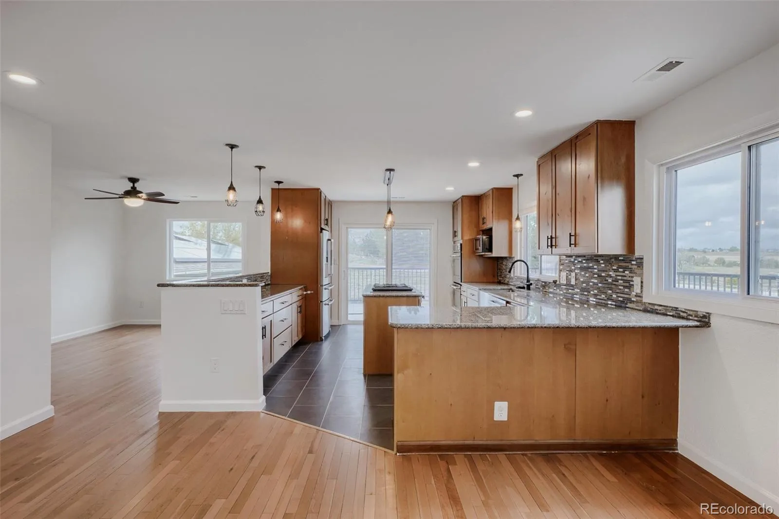 5171 S Buchanan Street Aurora CO 80016 MLS #REC7512128 05022026060418 1600 13