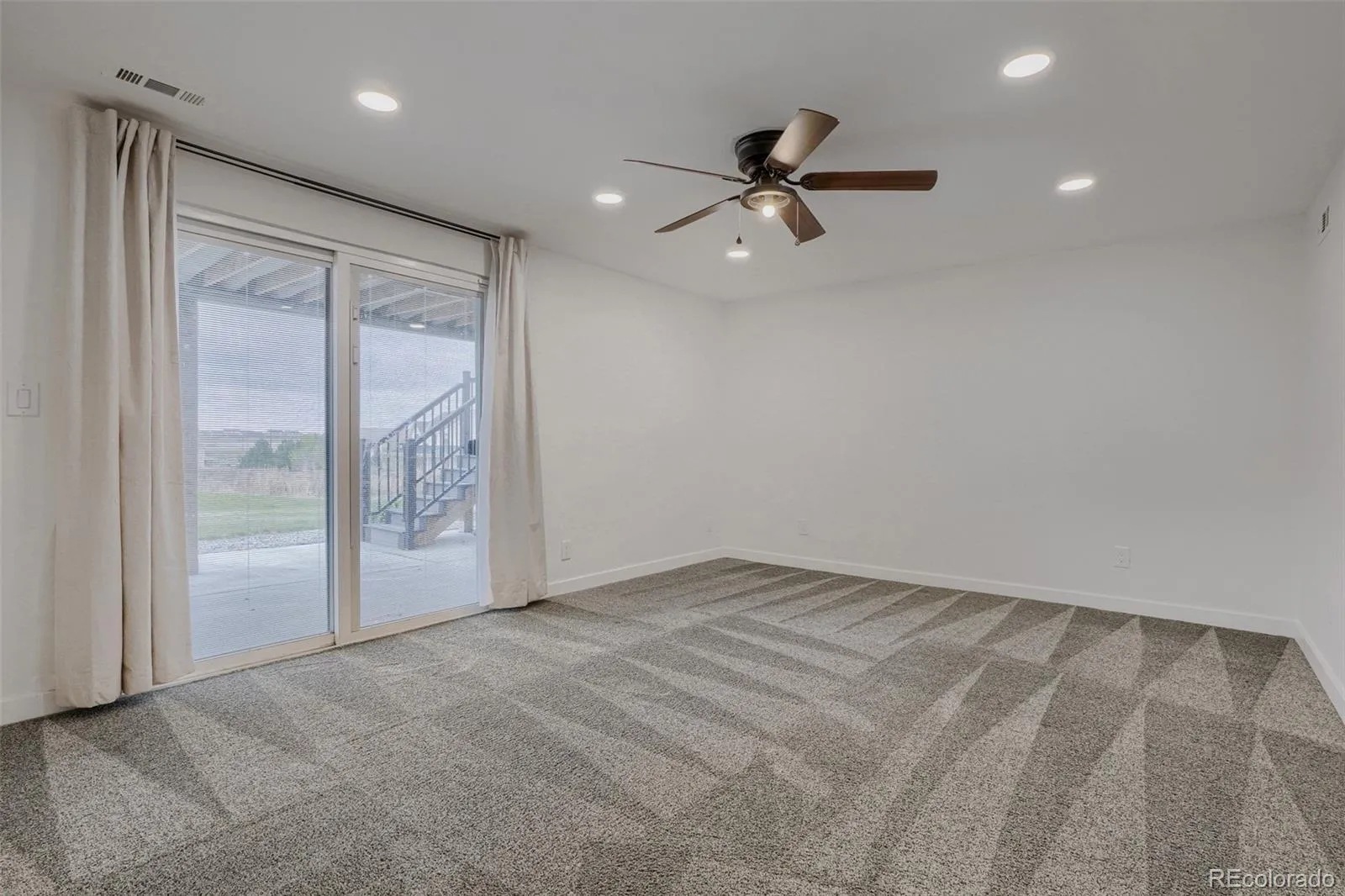 5171 S Buchanan Street Aurora CO 80016 MLS #REC7512128 05022026060418 1600 15