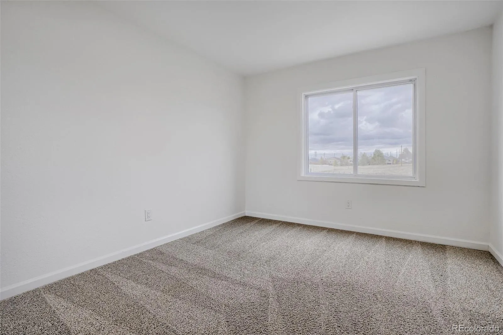 5171 S Buchanan Street Aurora CO 80016 MLS #REC7512128 05022026060418 1600 18