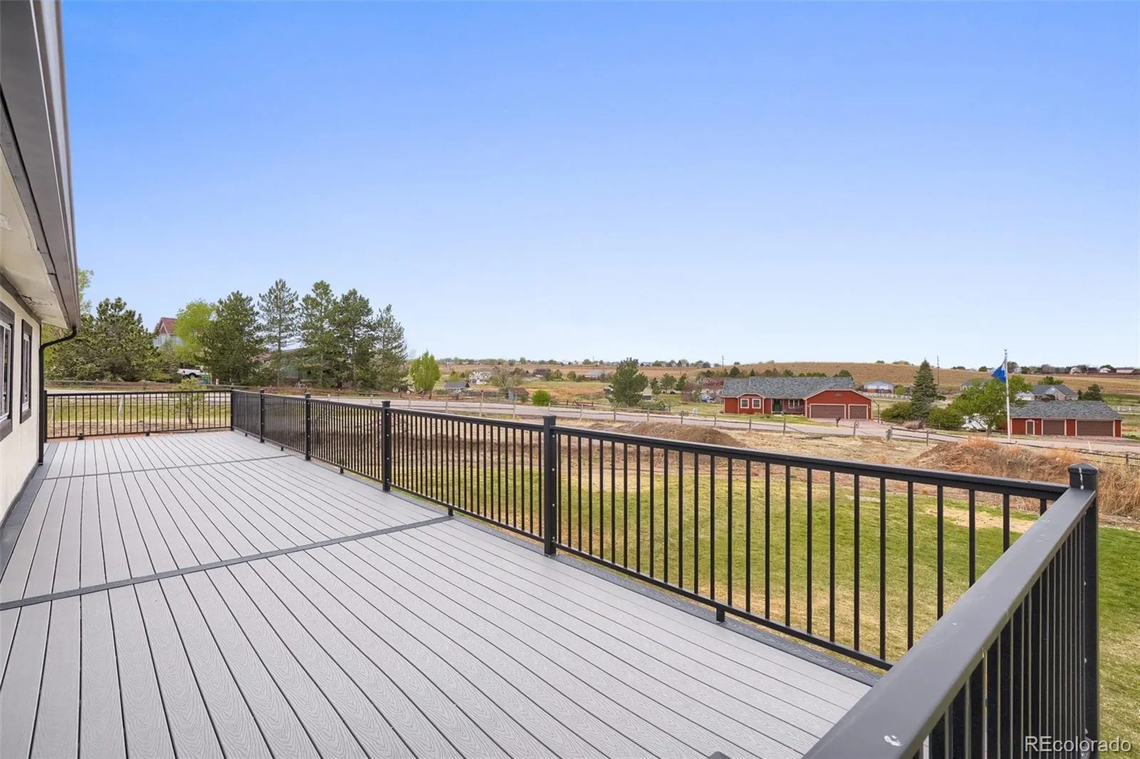 5171 S Buchanan Street Aurora CO 80016 MLS #REC7512128 05022026060418 1600 27