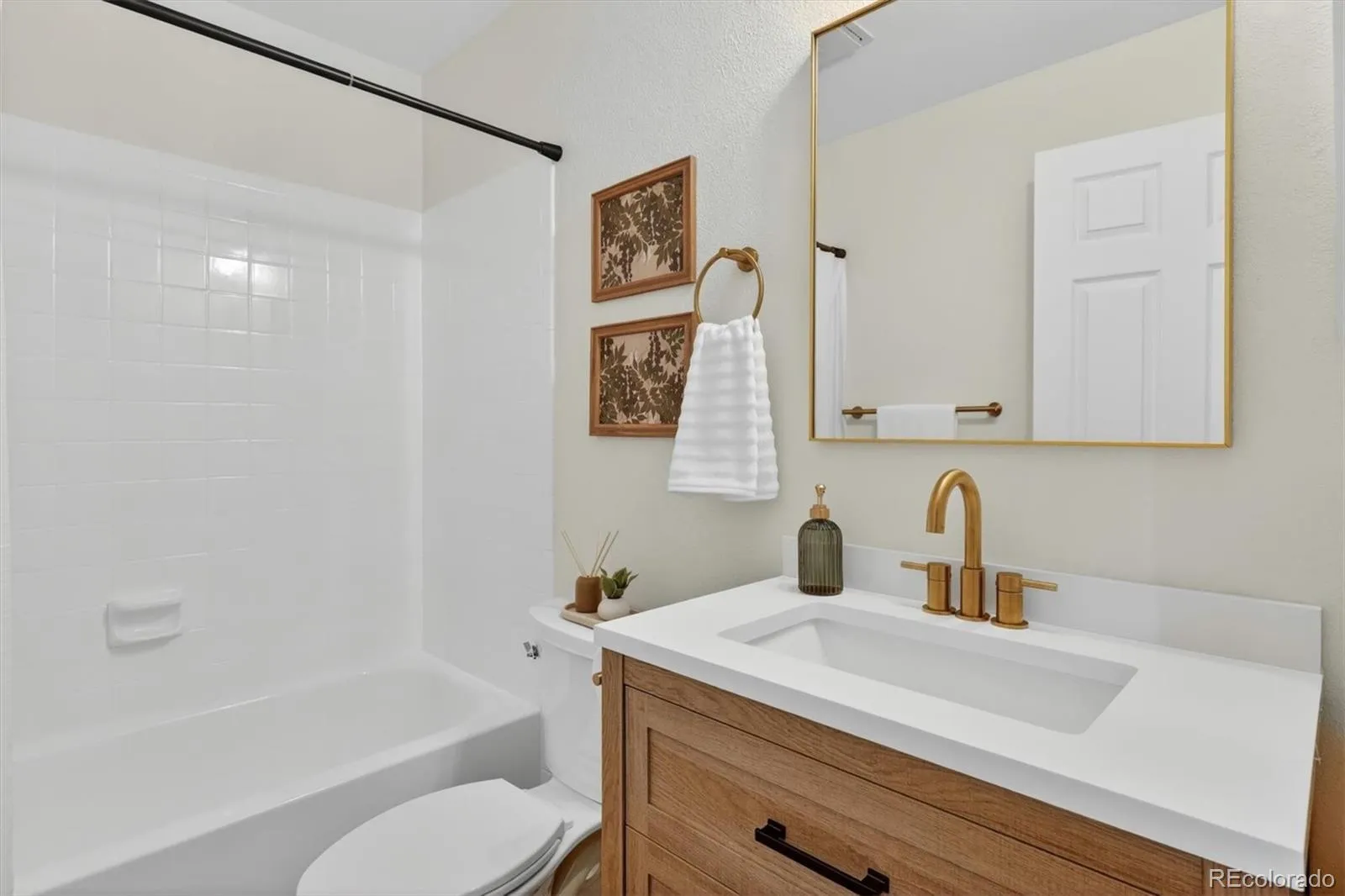 13611 E Evans Avenue Aurora CO 80014 MLS #REC7514946 05152026212148 1600 8