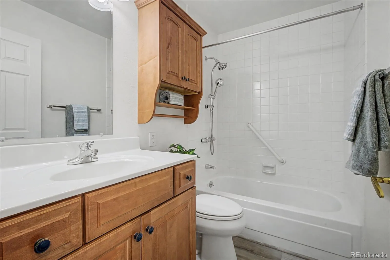 14305 E Marina Drive #B Aurora CO 80014 MLS #REC7515034 05222026215549 1600 21