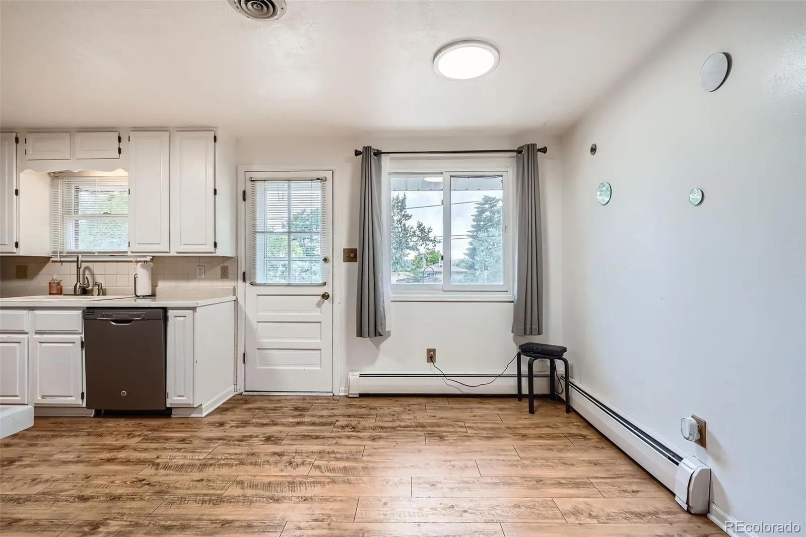 04172026205928 1600 5