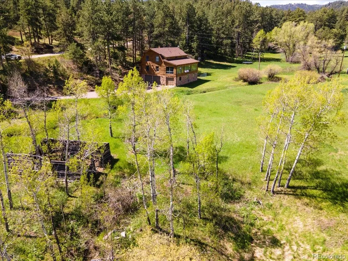 8752 S Ault Lane Morrison CO 80465 | MLS #REC7518860 03262026004919 1200 24