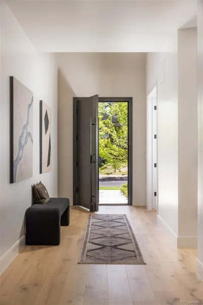 331 S Gaylord Street Denver CO 80209 MLS #REC7524724 05222026000258 800 1