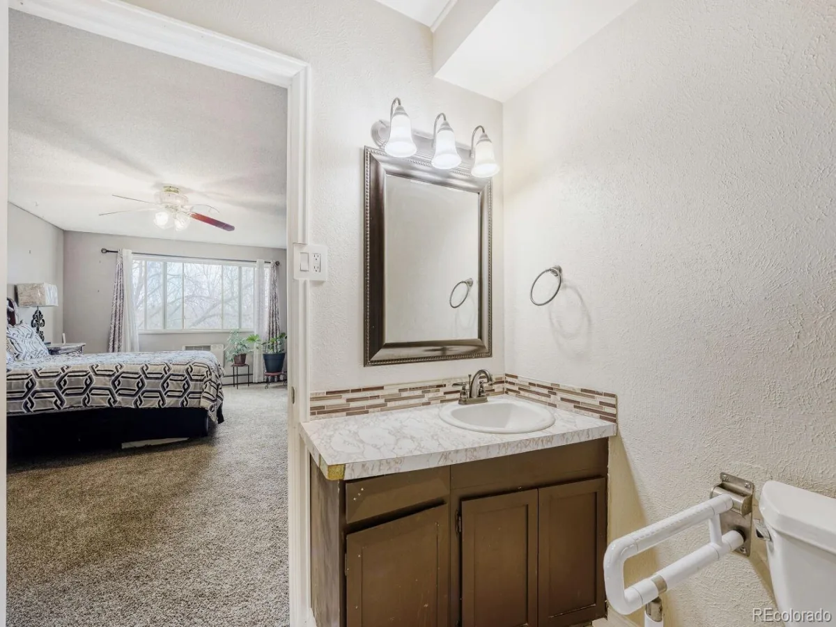 595 S Alton Way #10C Denver CO 80247 MLS #REC7526659 06112026212907 1200 21