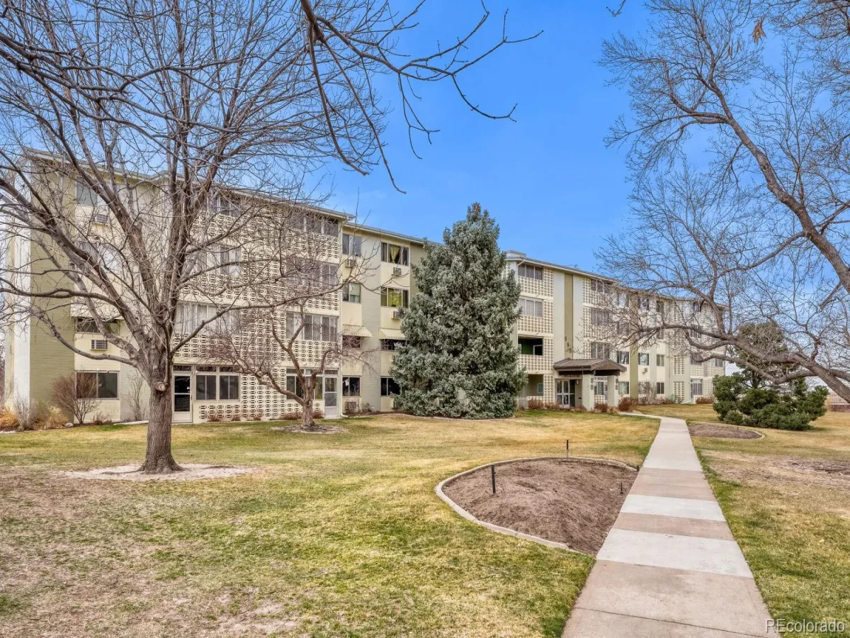 595 S Alton Way #10C Denver CO 80247 MLS #REC7526659 06112026212907 1200 22
