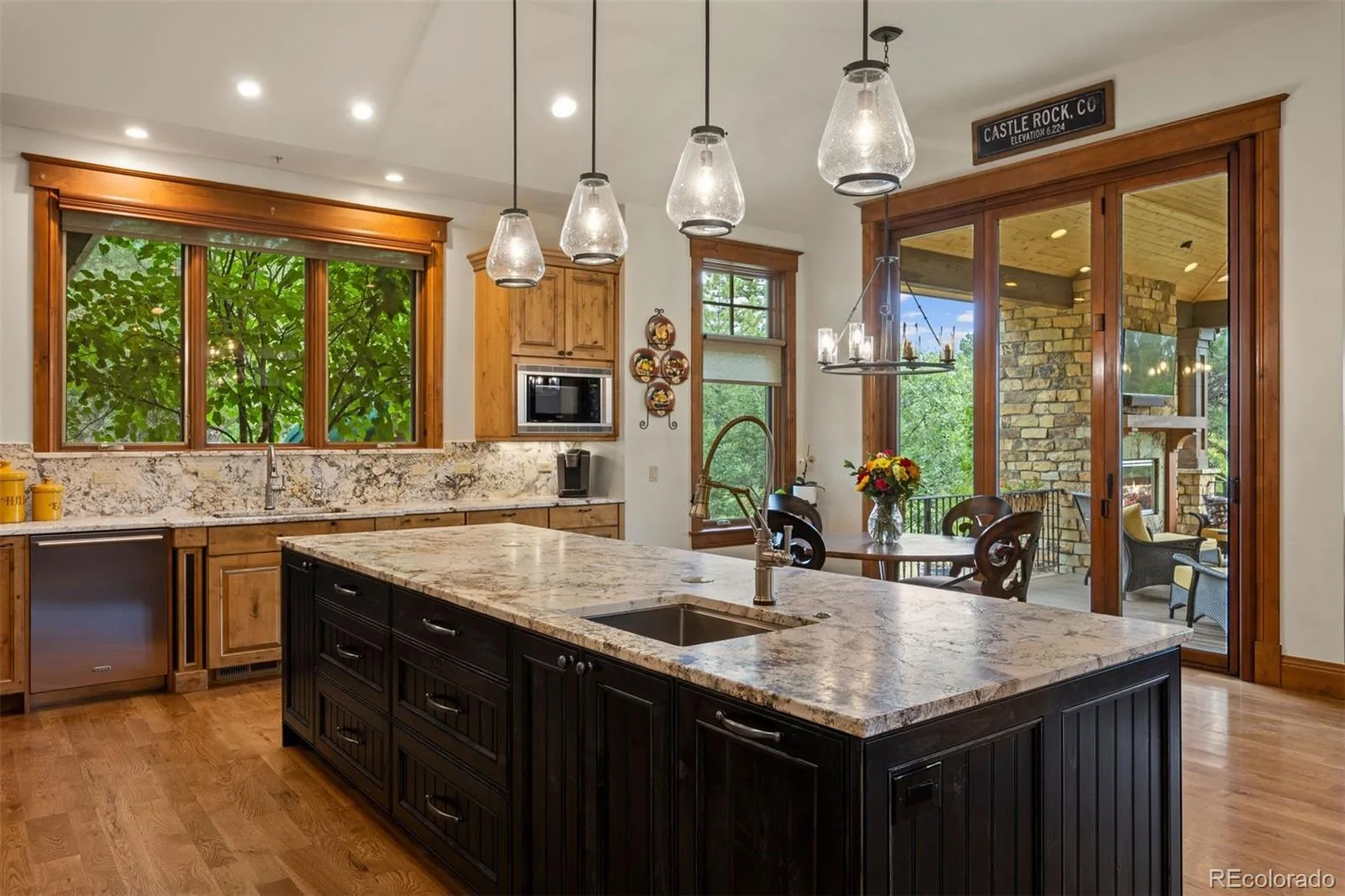 958 Westchester Circle Castle Rock CO 80108 | MLS #REC7526953 08152026013409 1600 20