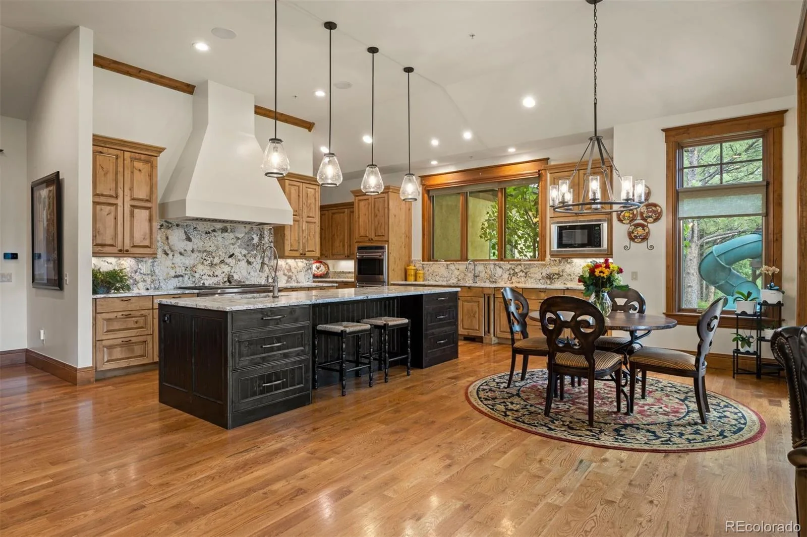 958 Westchester Circle Castle Rock CO 80108 | MLS #REC7526953 08152026013409 1600 22