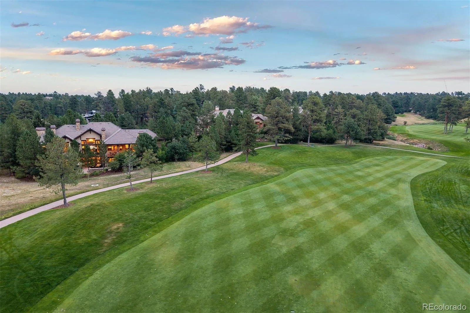 958 Westchester Circle Castle Rock CO 80108 | MLS #REC7526953 08152026013409 1600 5