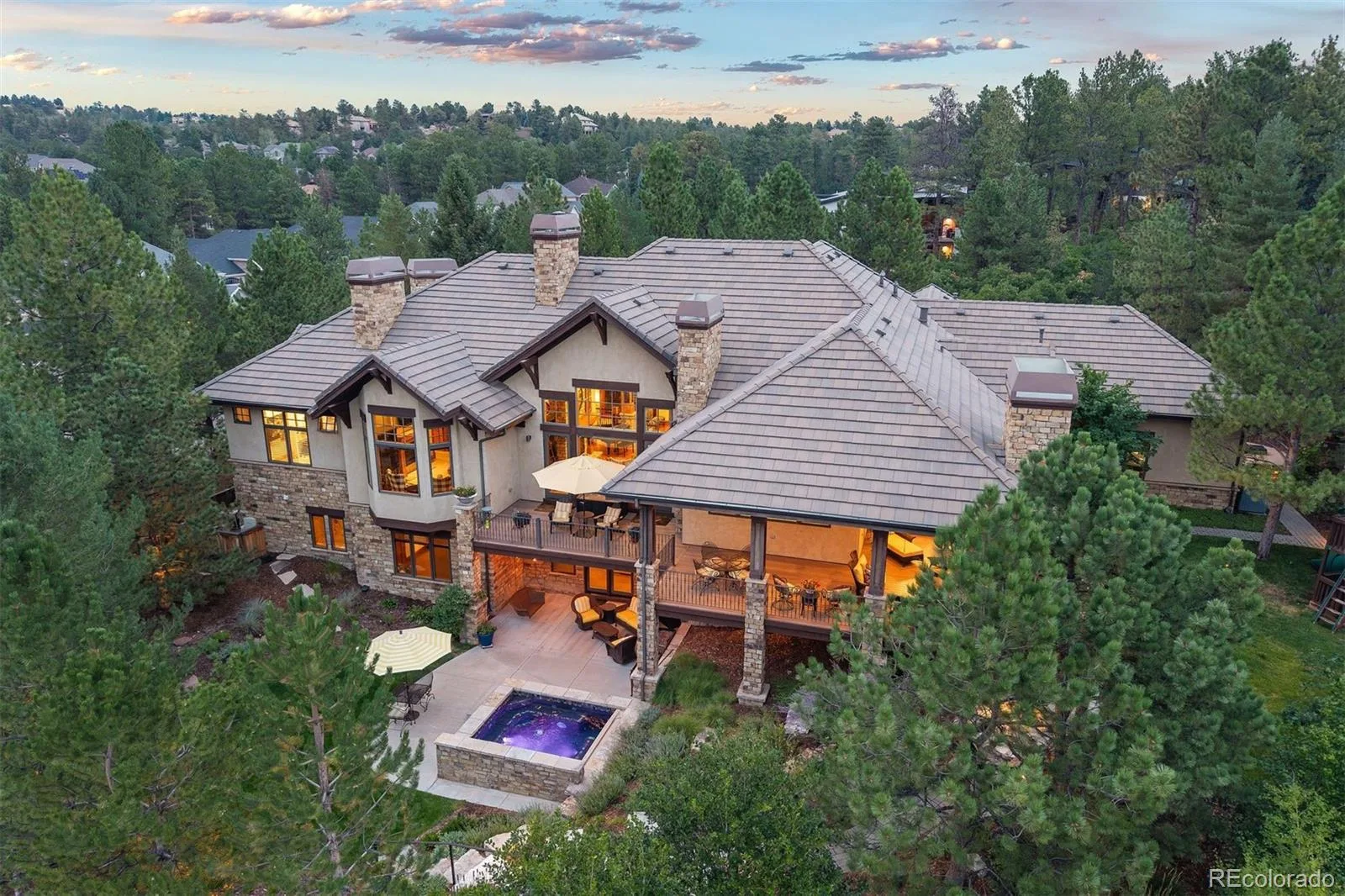958 Westchester Circle Castle Rock CO 80108 | MLS #REC7526953 08152026013409 1600 8