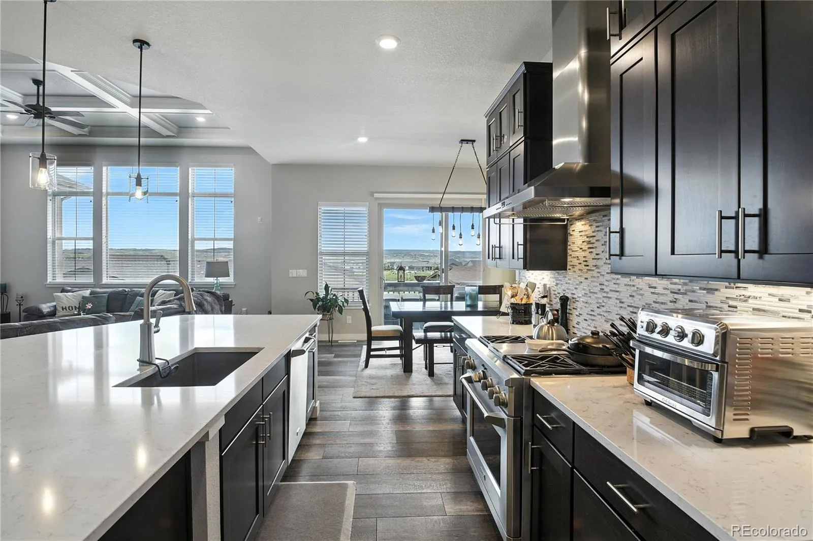 9538 Bear River Street Littleton CO 80125 | MLS #REC7528062 08292026005931 1600 21