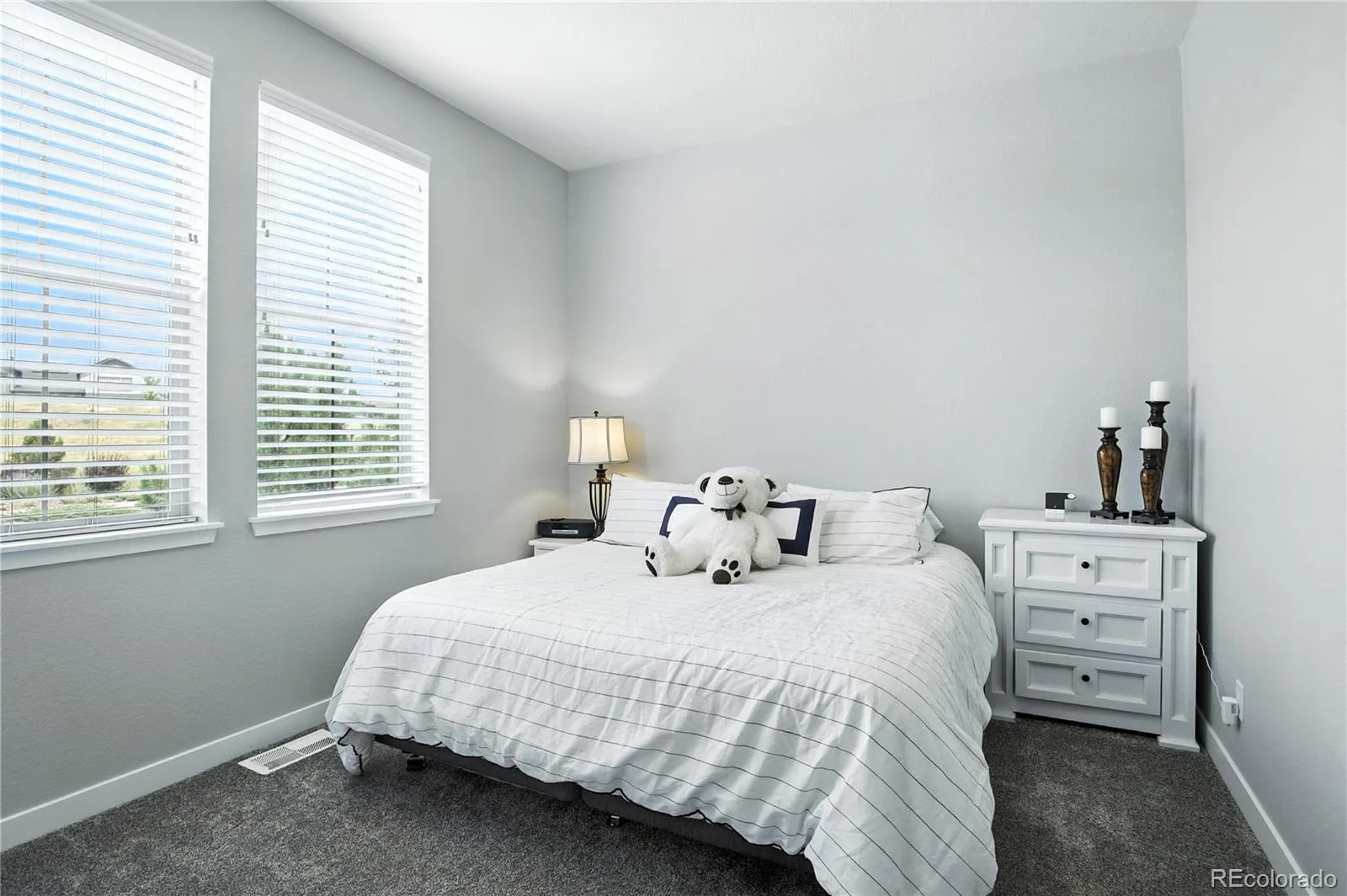 9538 Bear River Street Littleton CO 80125 | MLS #REC7528062 08292026005931 1600 33
