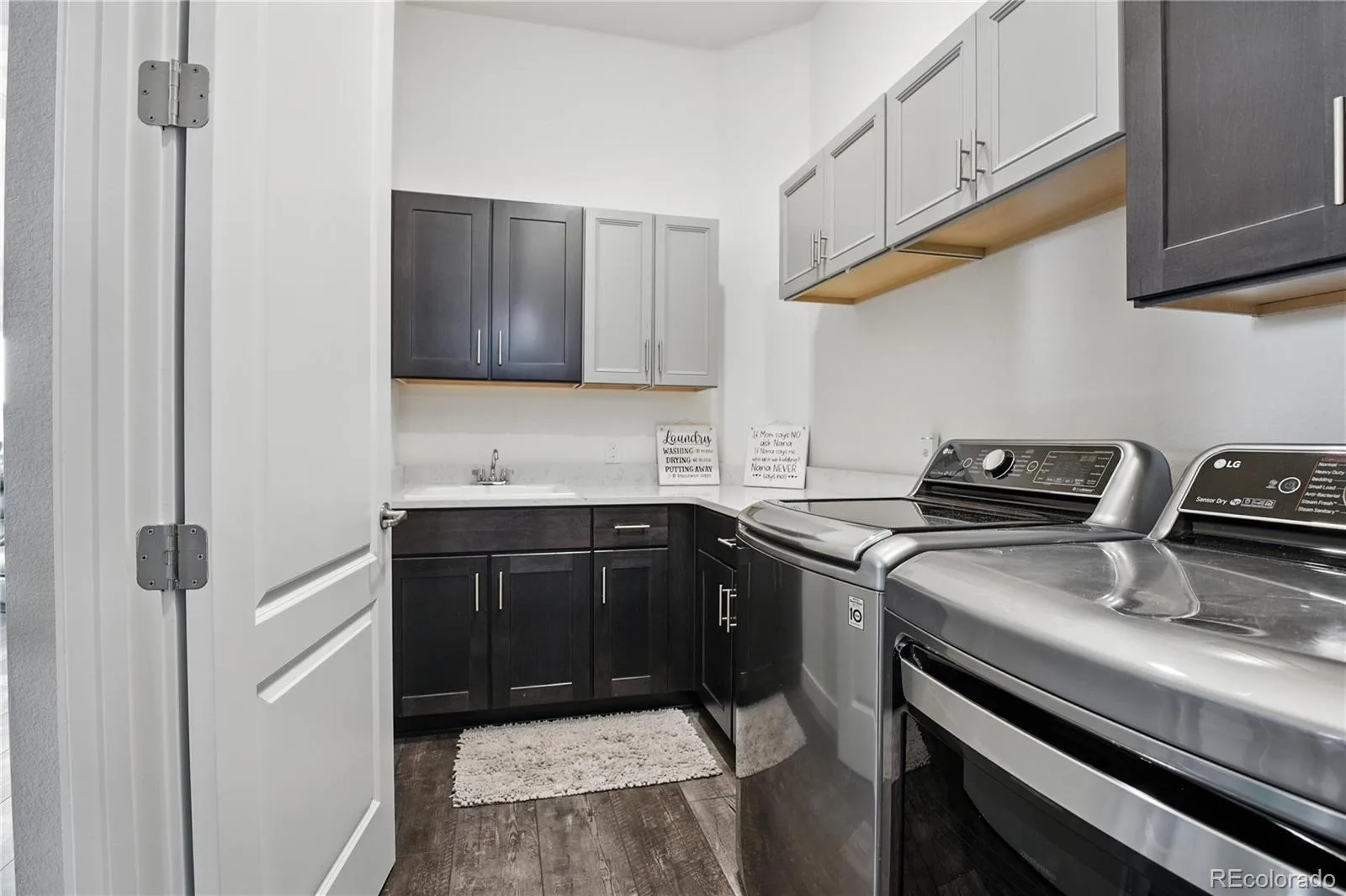 9538 Bear River Street Littleton CO 80125 | MLS #REC7528062 08292026005931 1600 36