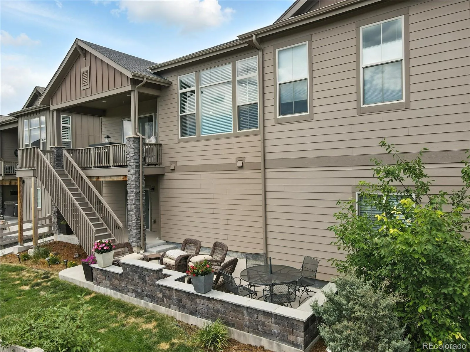 9538 Bear River Street Littleton CO 80125 | MLS #REC7528062 08292026005931 1600 41