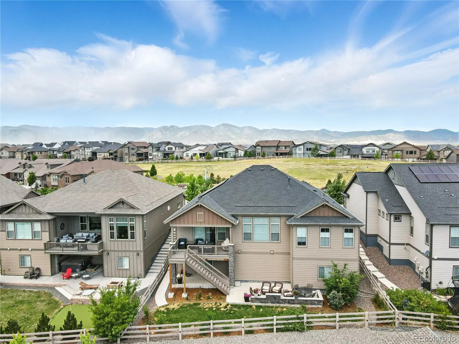 9538 Bear River Street Littleton CO 80125 | MLS #REC7528062 08292026005931 1600 47