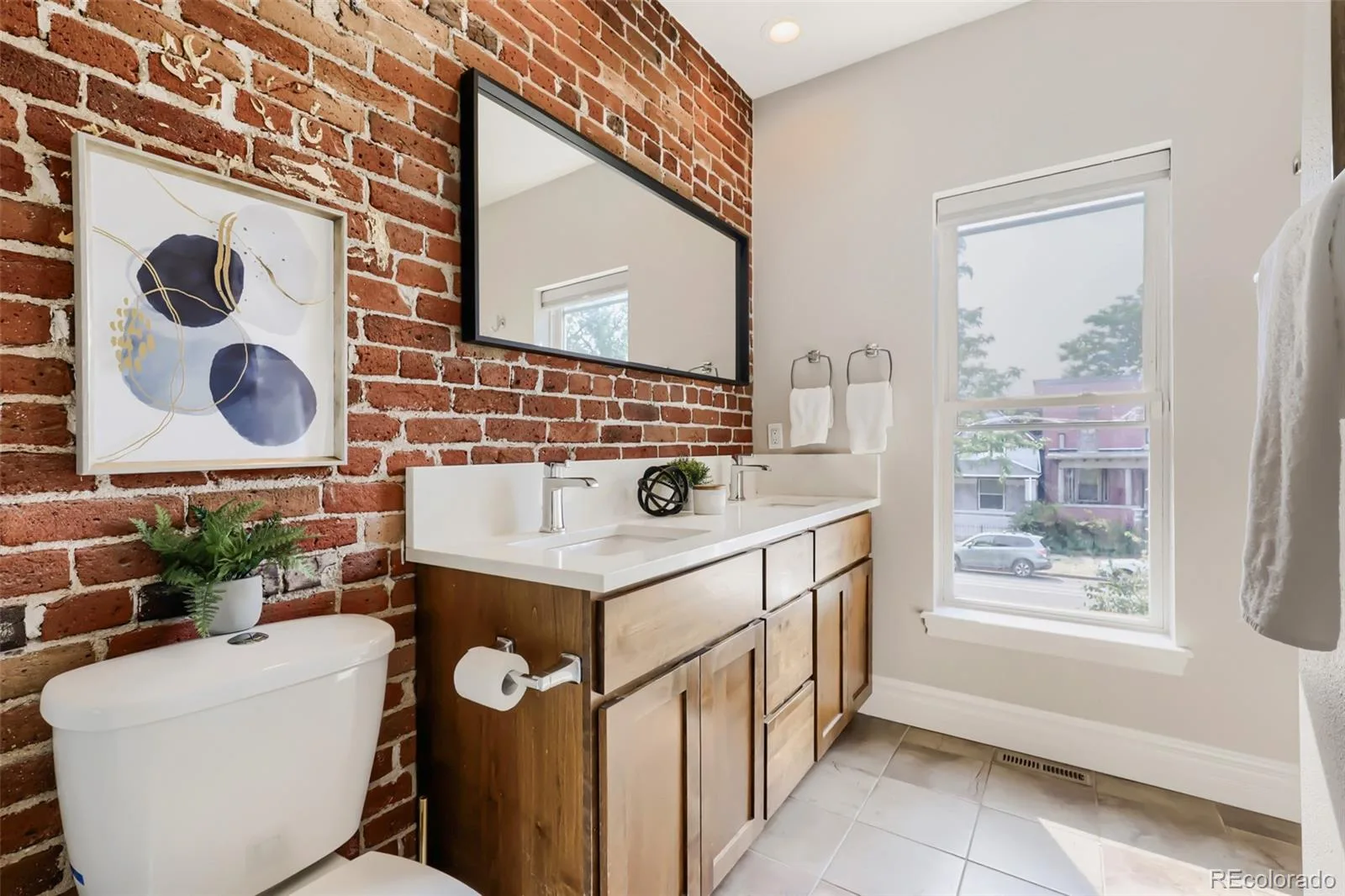 3137 Stout Street Denver CO 80205 | MLS #REC7532237 08052026203633 1600 17