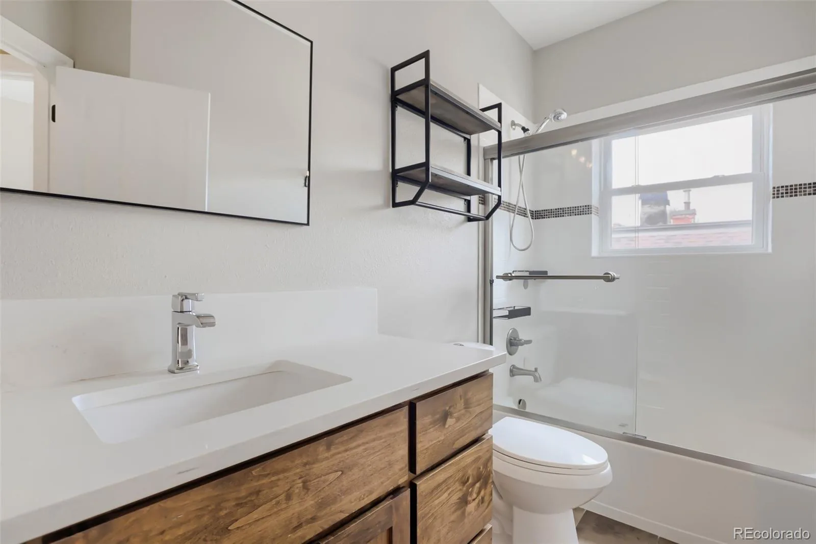 3137 Stout Street Denver CO 80205 | MLS #REC7532237 08052026203633 1600 22