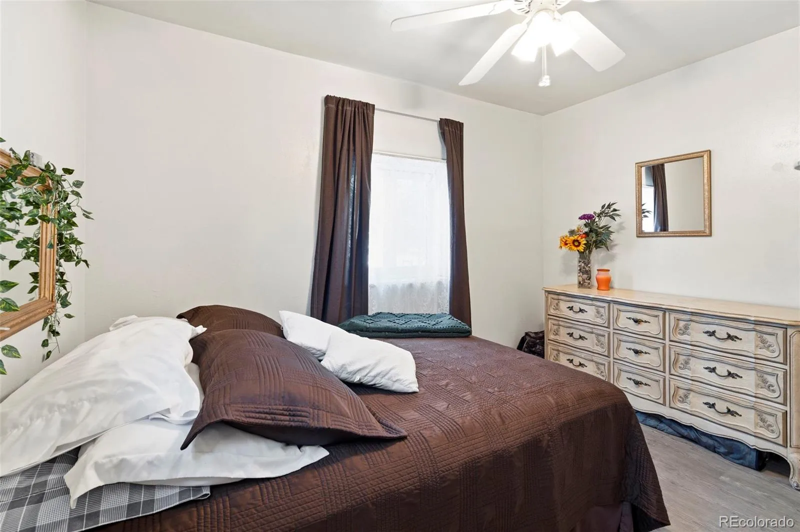 7811 Olive Street Commerce City CO 80022 | MLS #REC7532576 07172026182348 1600 18