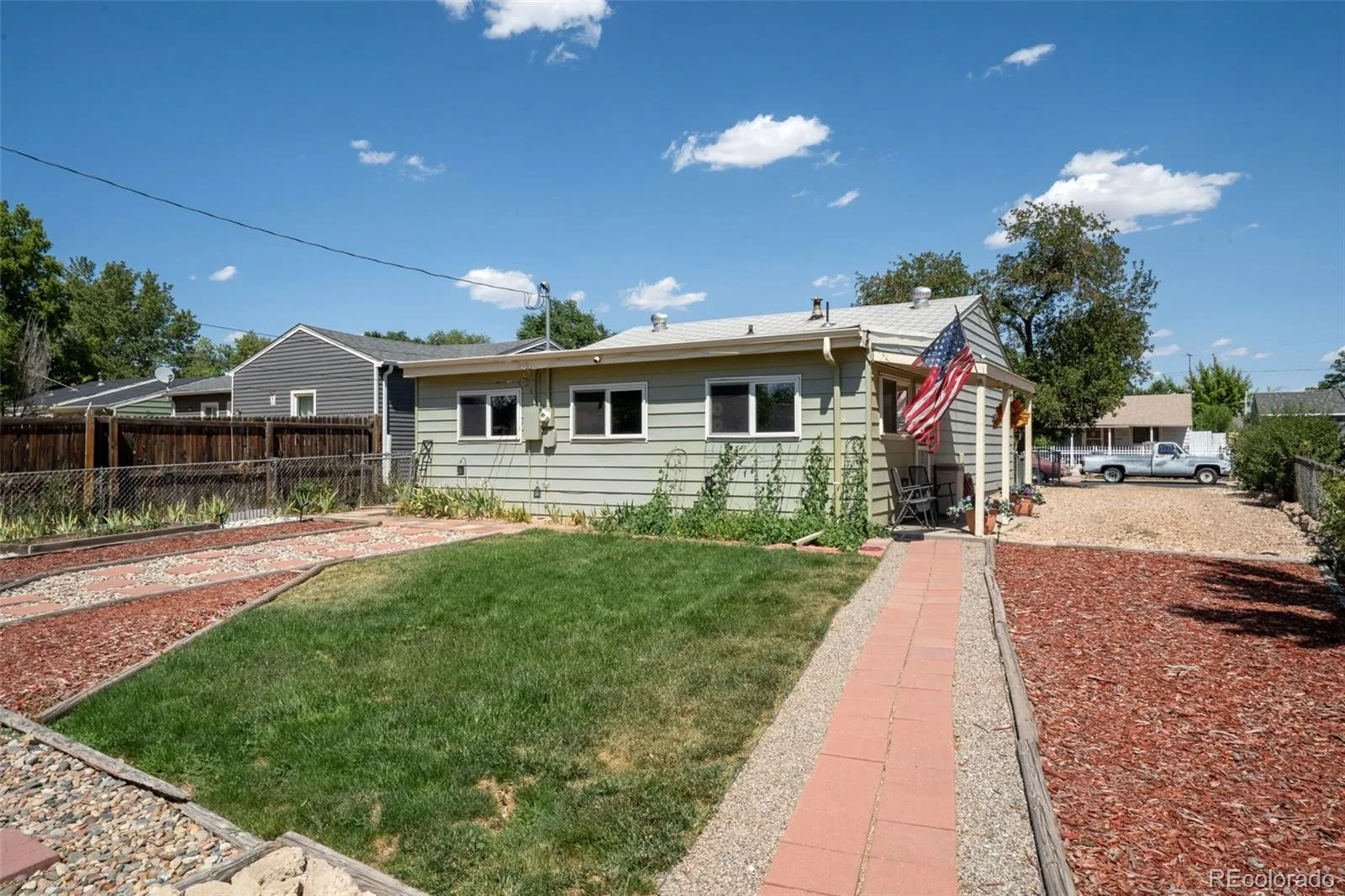 7811 Olive Street Commerce City CO 80022 | MLS #REC7532576 07172026182348 1600 26
