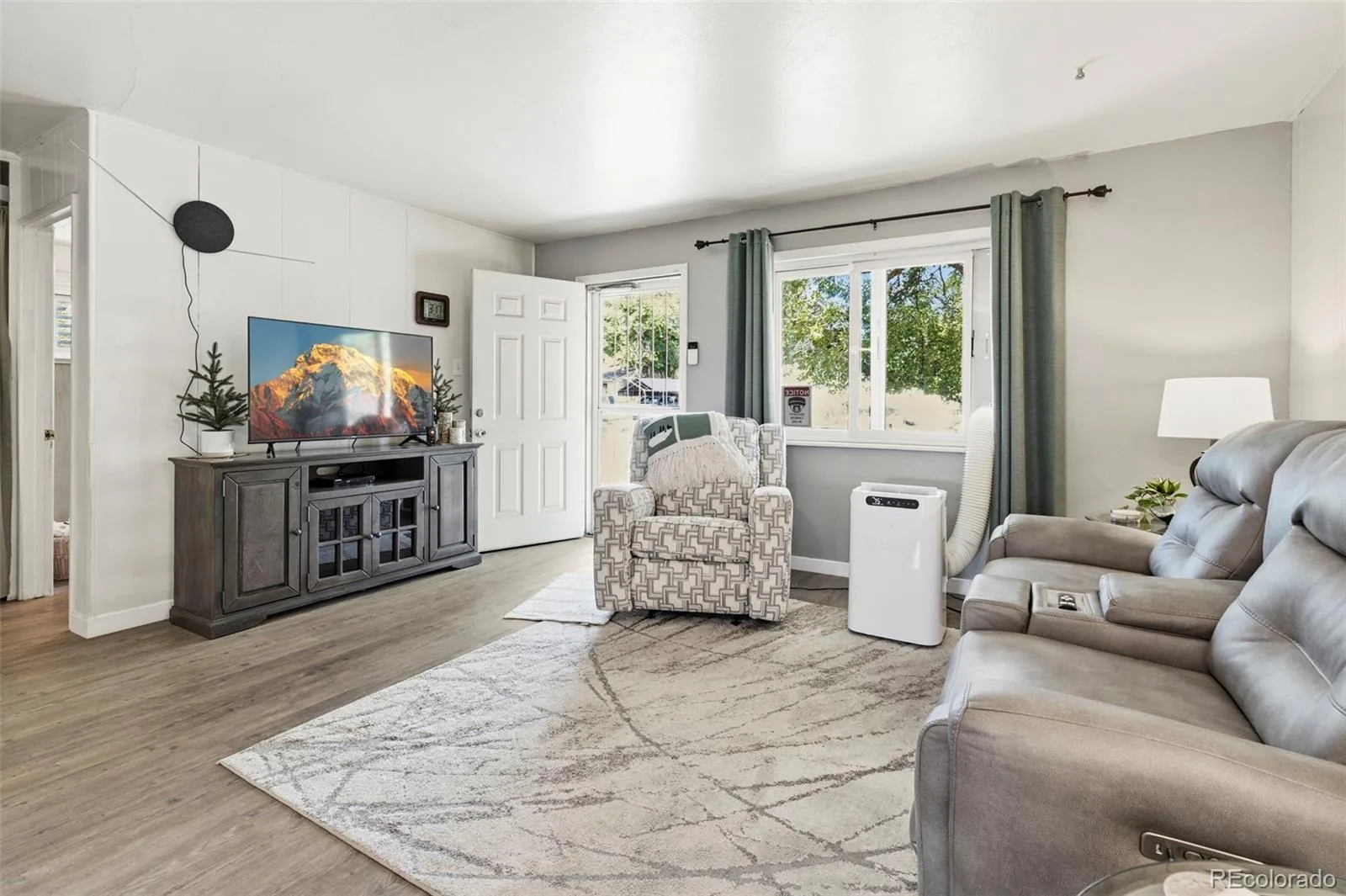 7811 Olive Street Commerce City CO 80022 | MLS #REC7532576 07172026182348 1600 4