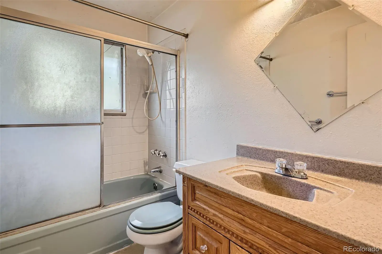 07122025170911 1600 10