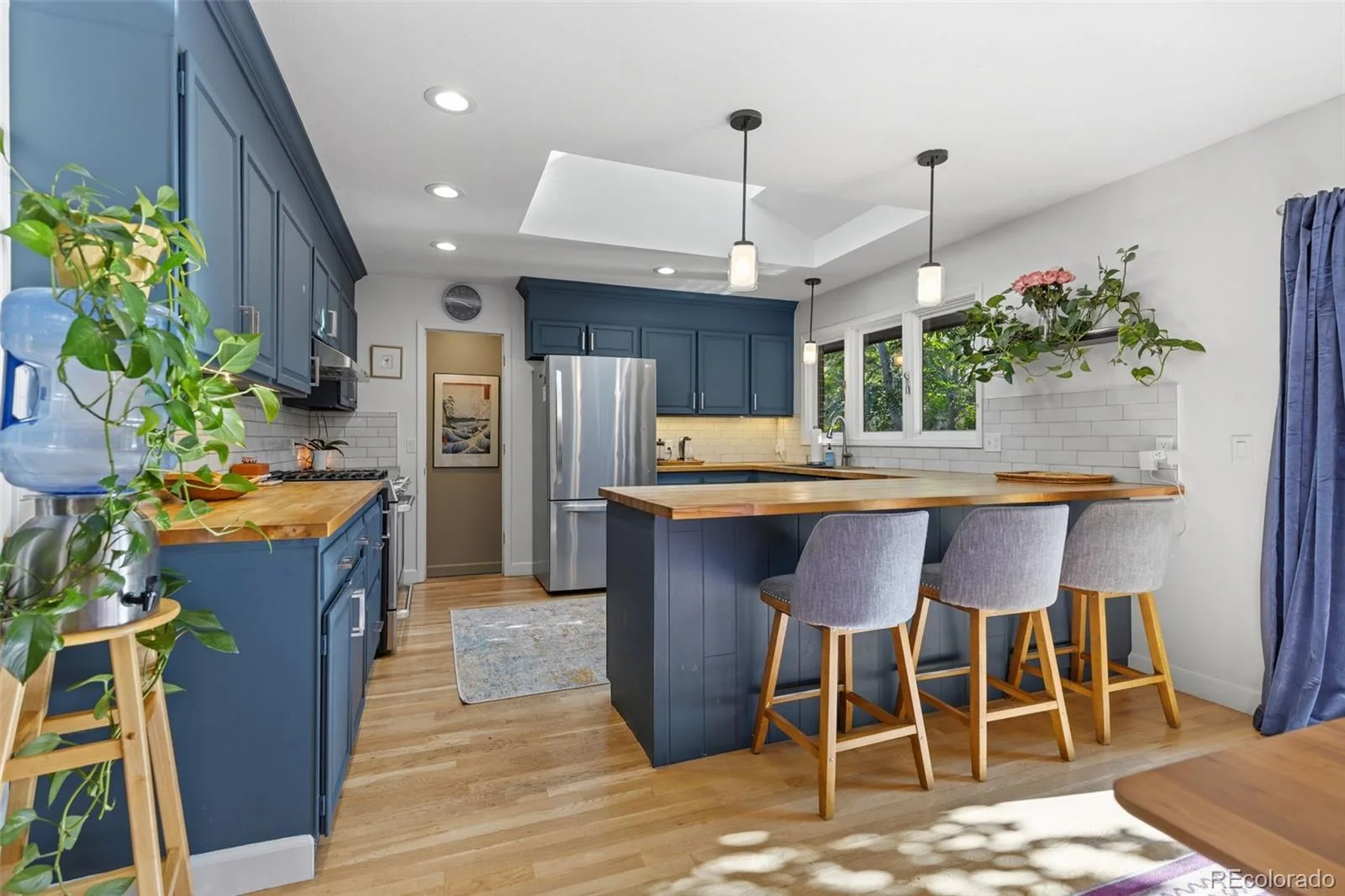 3691 S Narcissus Way Denver CO 80237 | MLS #REC7533386 10102026020153 1600 2