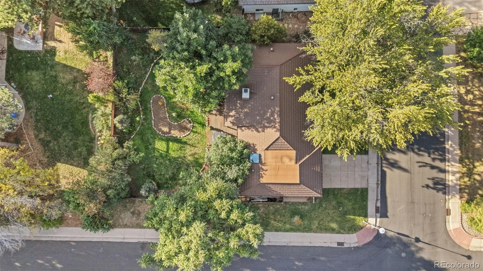 3691 S Narcissus Way Denver CO 80237 | MLS #REC7533386 10102026020153 1600 35