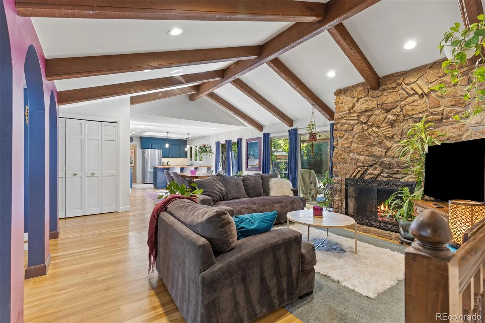 3691 S Narcissus Way Denver CO 80237 | MLS #REC7533386 10102026020153 1600 9