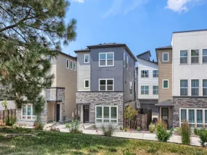 10904 E Hinsdale Circle Centennial CO 80112 | MLS #REC7534696 08162026050608 300 0