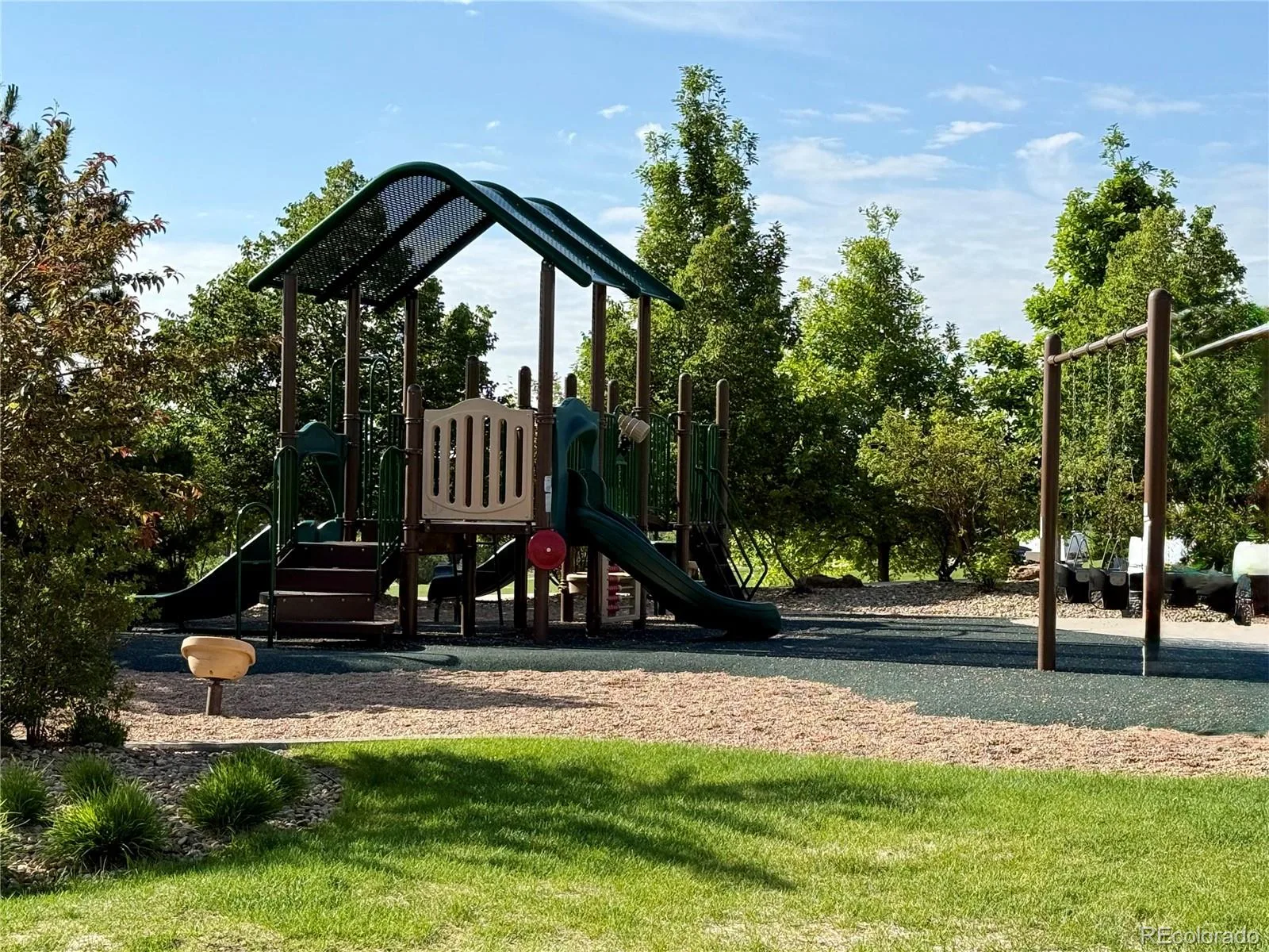 8601 Zircon Way Arvada CO 80007 MLS #REC7535612 06042026145316 1600 47