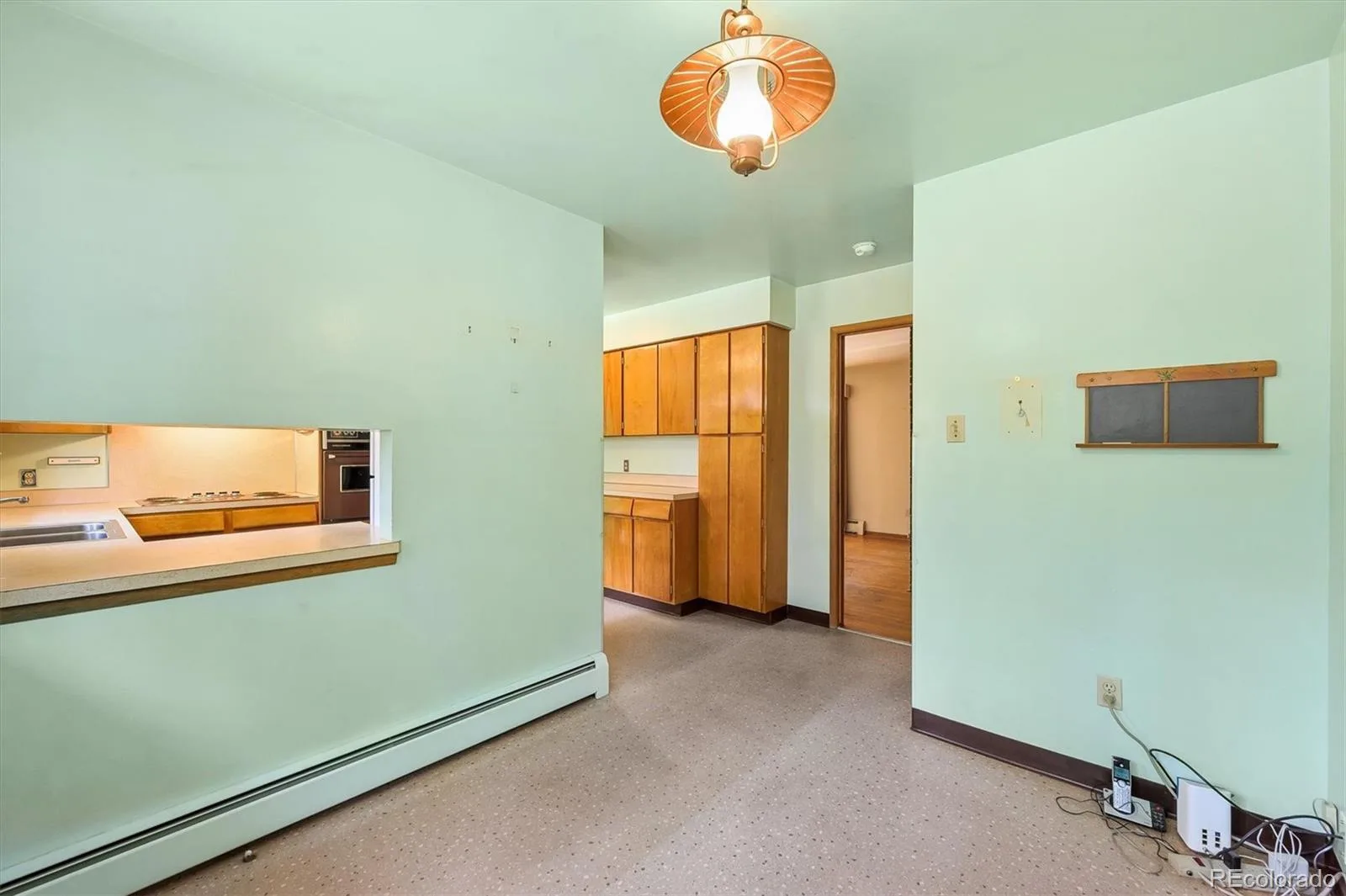 6408 S Acoma Street Littleton CO 80120 MLS #REC7536720 07092026040252 1600 12