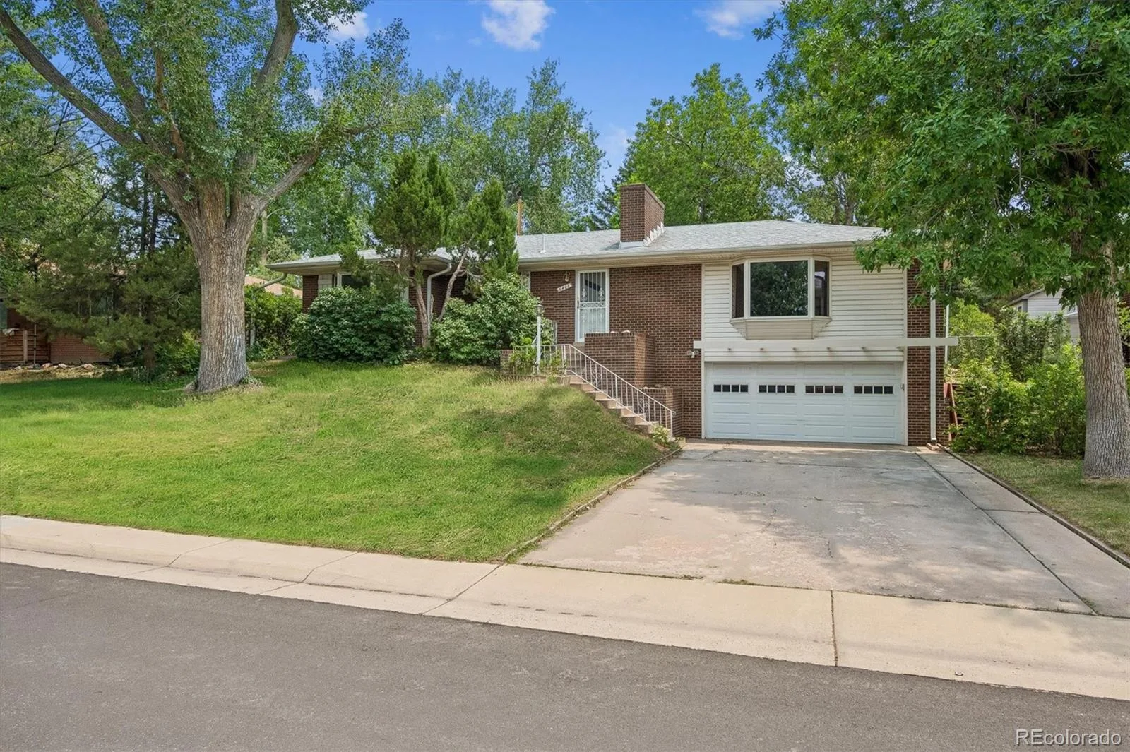 6408 S Acoma Street Littleton CO 80120 MLS #REC7536720 07092026040252 1600 27
