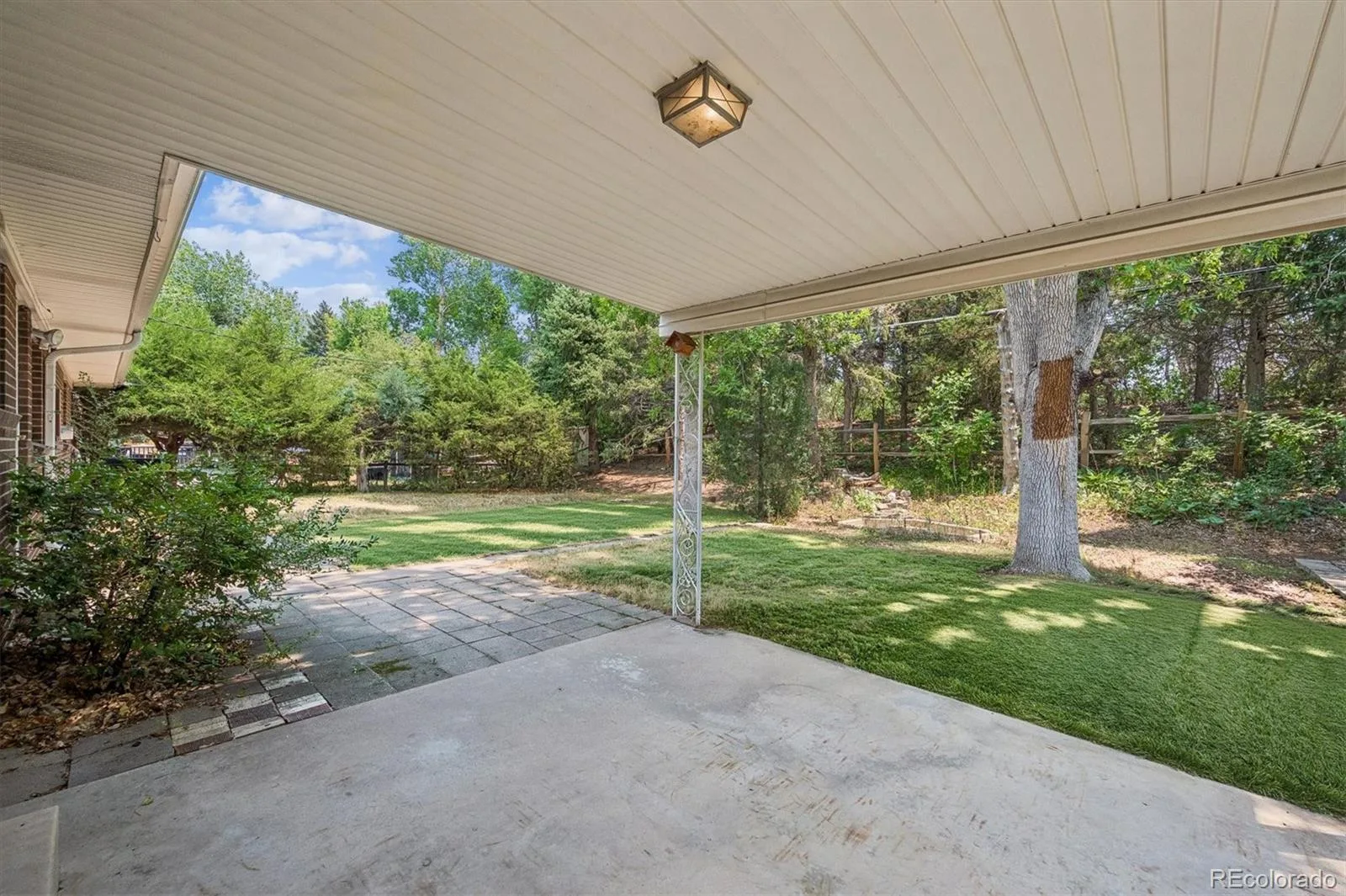 6408 S Acoma Street Littleton CO 80120 MLS #REC7536720 07092026040252 1600 3