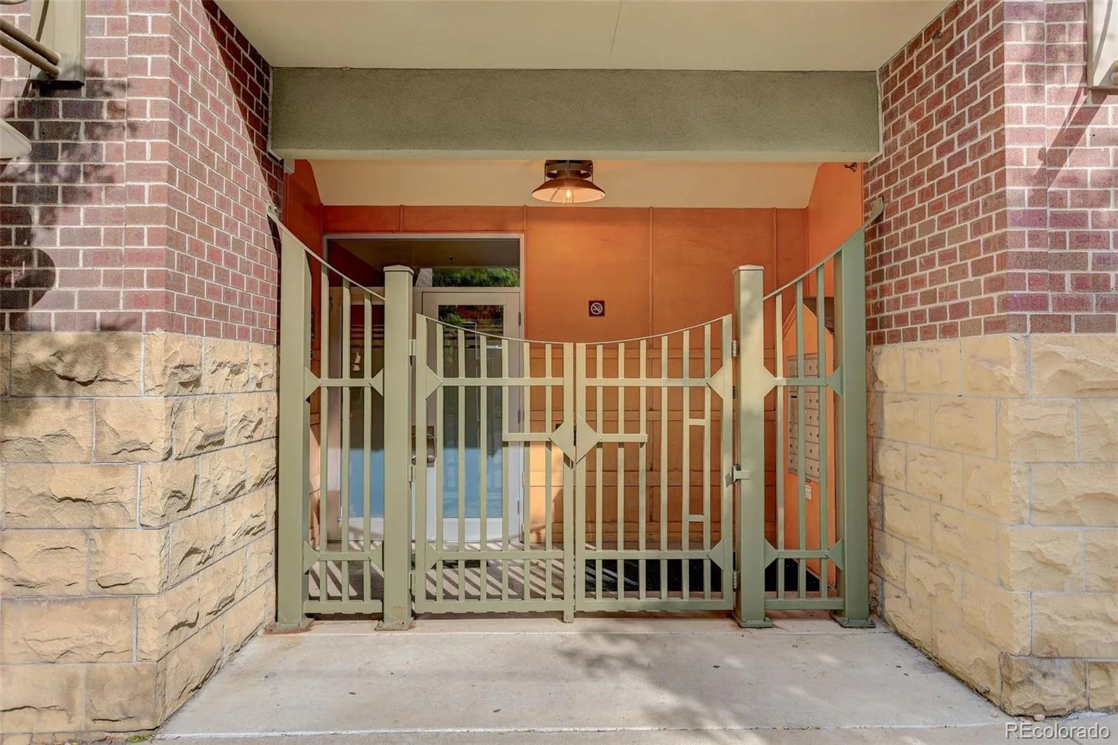 837 E 17th Avenue #3C Denver CO 80218 MLS #REC7539362 06302026002434 1600 29