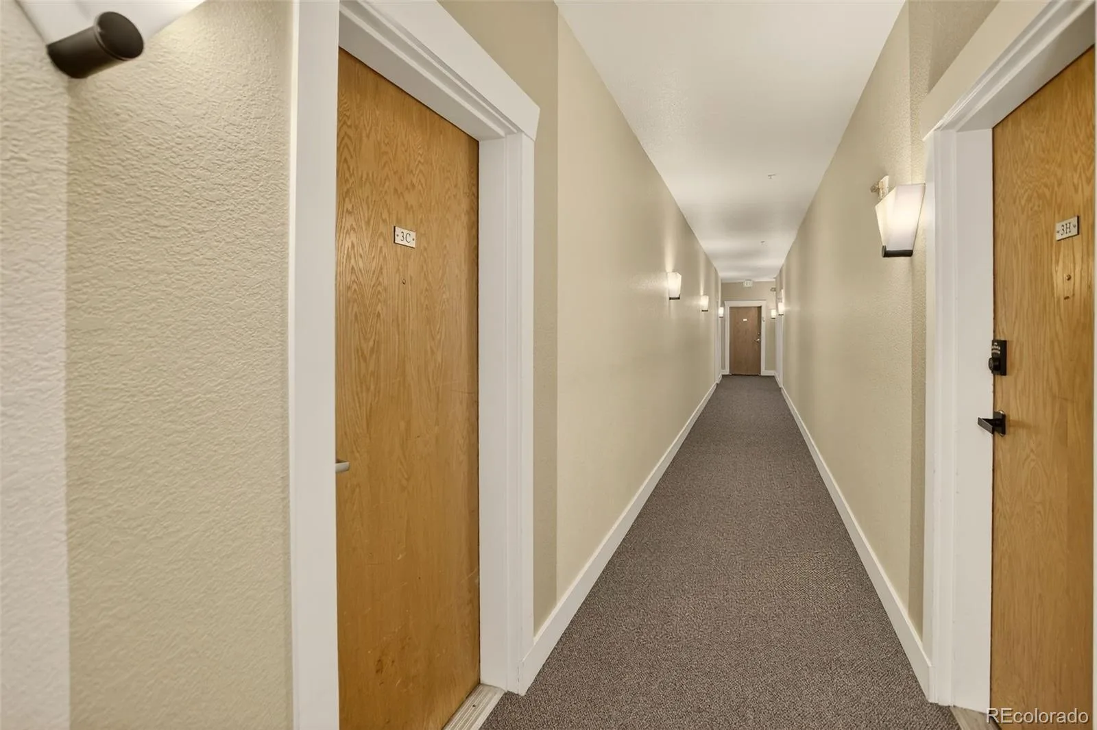 837 E 17th Avenue #3C Denver CO 80218 MLS #REC7539362 06302026002434 1600 34