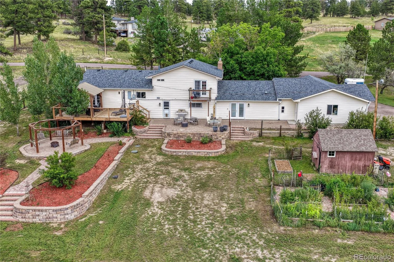13715 N Winchester Way Parker CO 80138 | MLS #REC7539490 10012026141022 1600 40